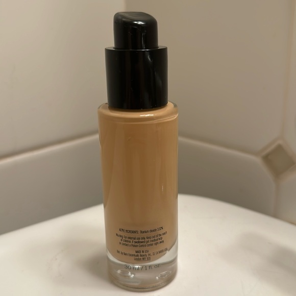 Foundation - Picture 2 of 3